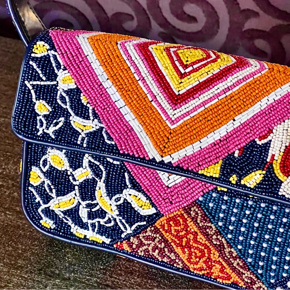 🌺🎉HP🎉🌺 NWOT Staud Beaded Tommy Shoulder Bag Patchwork Foulard 🌟Rare Find🌟 - Picture 2 of 16